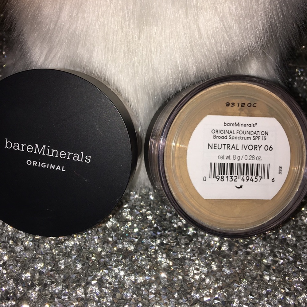 BareMinerals  2 Original Neutral Ivory 06 8g New
